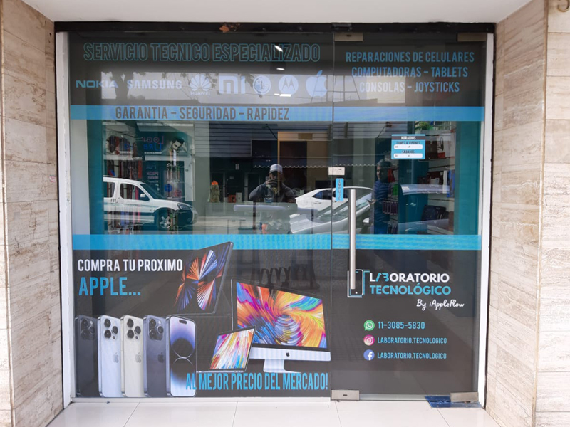 Microperforado parcial vidriera negocio